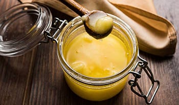 5 Benefits of Ghee + Tasty Ways to Use it