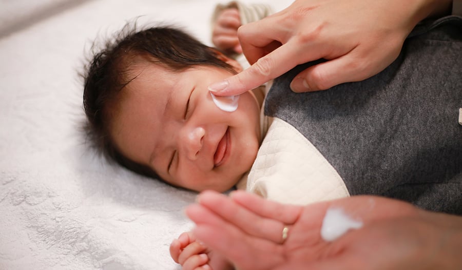 Piel del bebé: Hidrata y cuida la piel más delicada