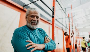 Hombres mayores de 50 años: Suplementos Fundamentales + Problemas de Salud Comunes