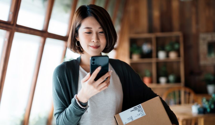 Blick hinter das Paket: Die High-Tech, High-Care-Reise deiner iHerb-Bestellung