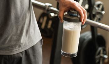 Creatina micronizada vs. Monohidrato: Beneficios y Dosis
