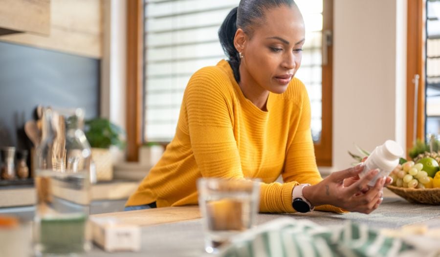 Nikotinamida Ribosida (NR) vs. Nicotinamide Mononucleotide (NMN): Apa Perbedaannya?