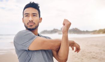 ما هي الفيتامينات التي يجب أن يتناولها الرجال في الثلاثينيات من العمر؟