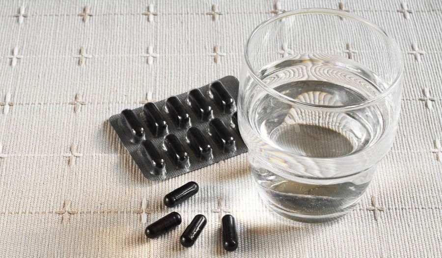 Was ist Aktivkohle? Die Wahrheit über Detox-Behauptungen und Sicherheitsaspekte