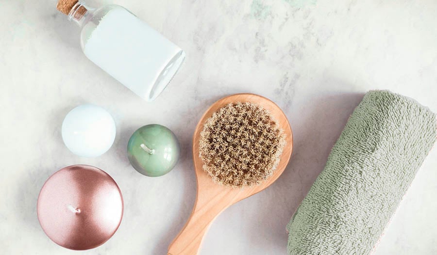 What is dry brushing and what are the health benefits?