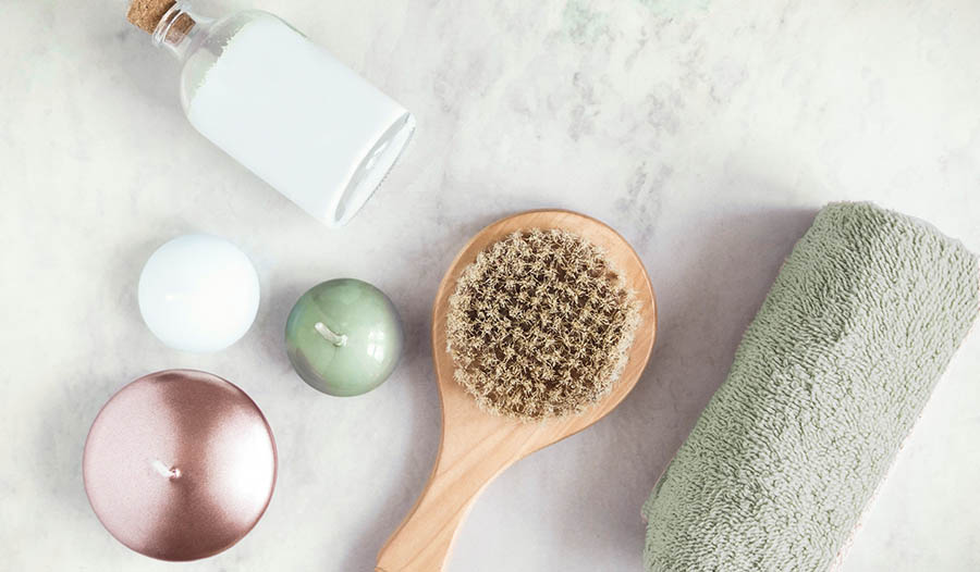 What is dry brushing and what are the health benefits?